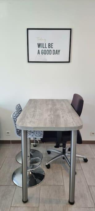 Ferienwohnung T2 Pool & Terrasse - Parking - Metro - Wifi Toulouse Exterior foto